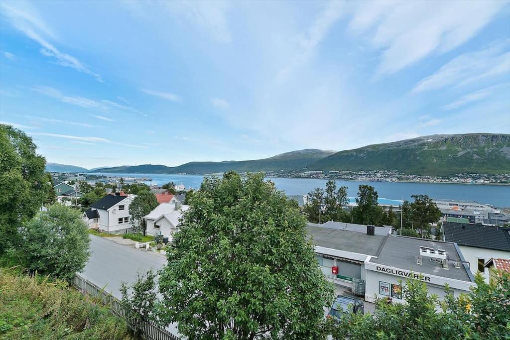 Modern Apartment In The Center Of The Island Tromsø Zewnętrze zdjęcie